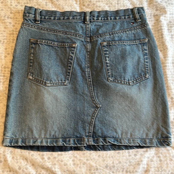 Tommy Hilfiger mini jean skirt size 4 - Picture 2 of 4